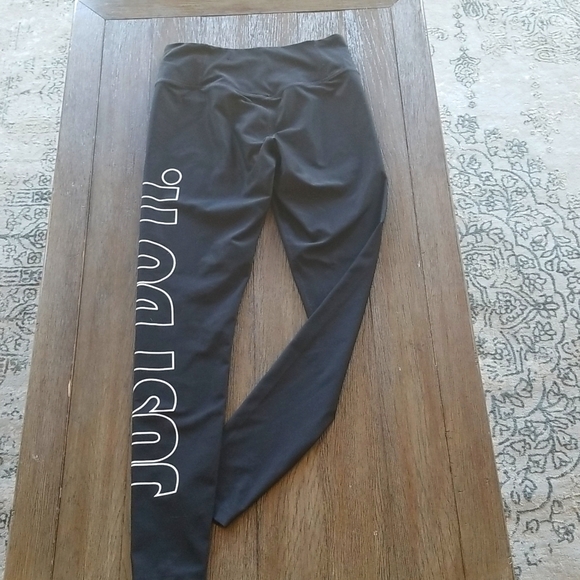 Nike Dri-Fit leggings - Picture 4 of 4